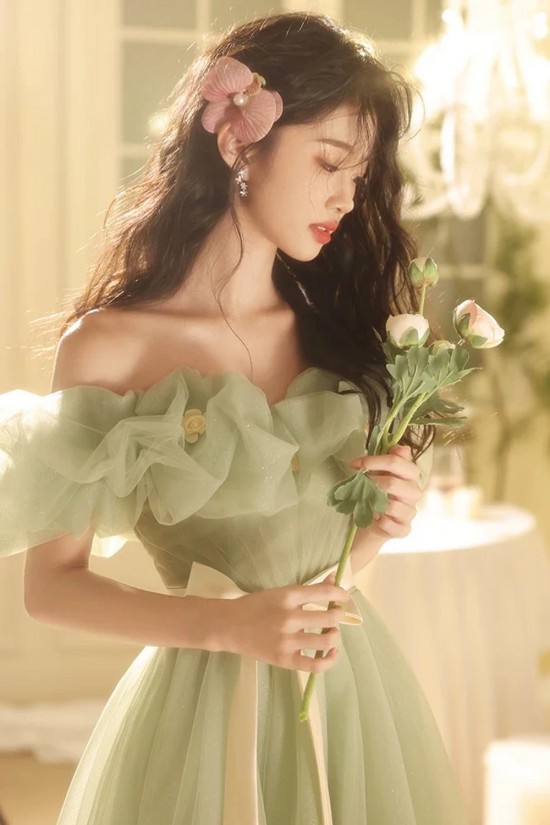 A-Line Off the Shoulder Tulle Long Green Prom Dresses Formal Evening Party Dresses XP101058 A-Line Off the Shoulder Tulle Long Green Prom Dresses Formal Evening Party Dresses XP101058